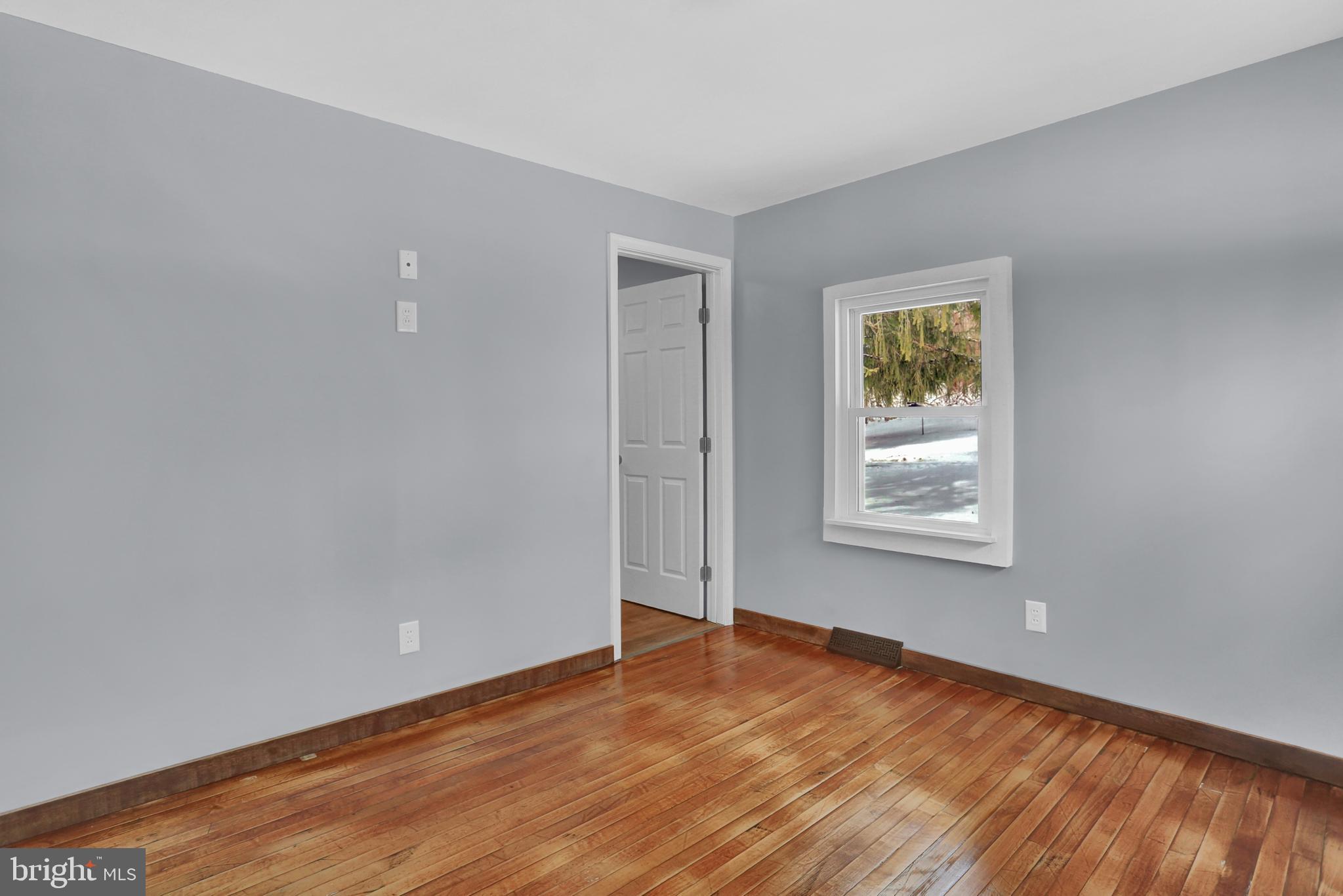 4437 Pleasant Valley Road York, PA 17406 - Photo 16 of 48 Gallery Image 16