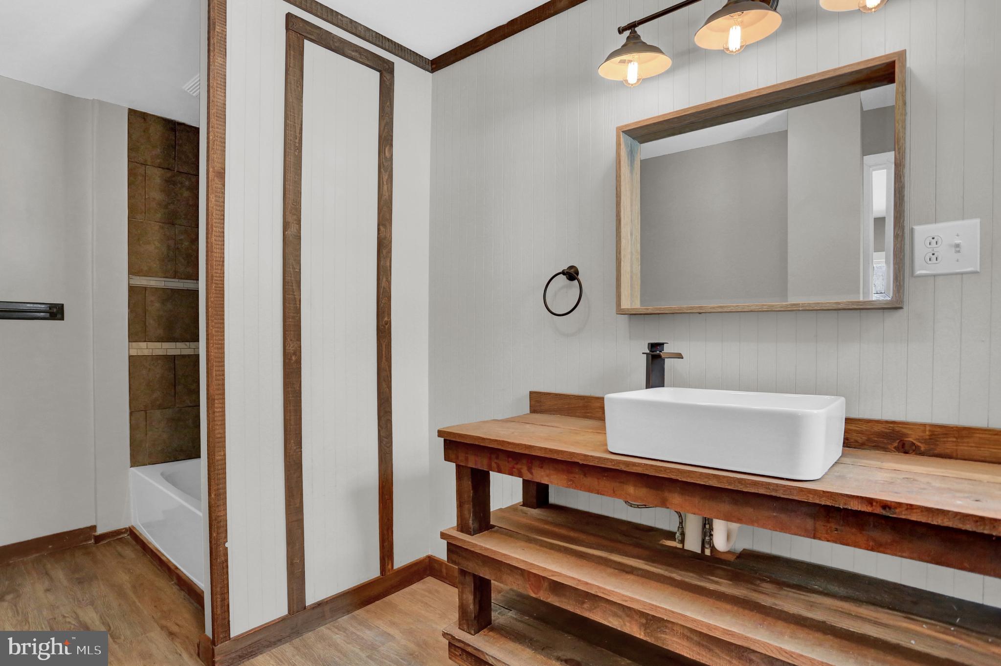 4437 Pleasant Valley Road York, PA 17406 - Photo 19 of 48 Gallery Image 19