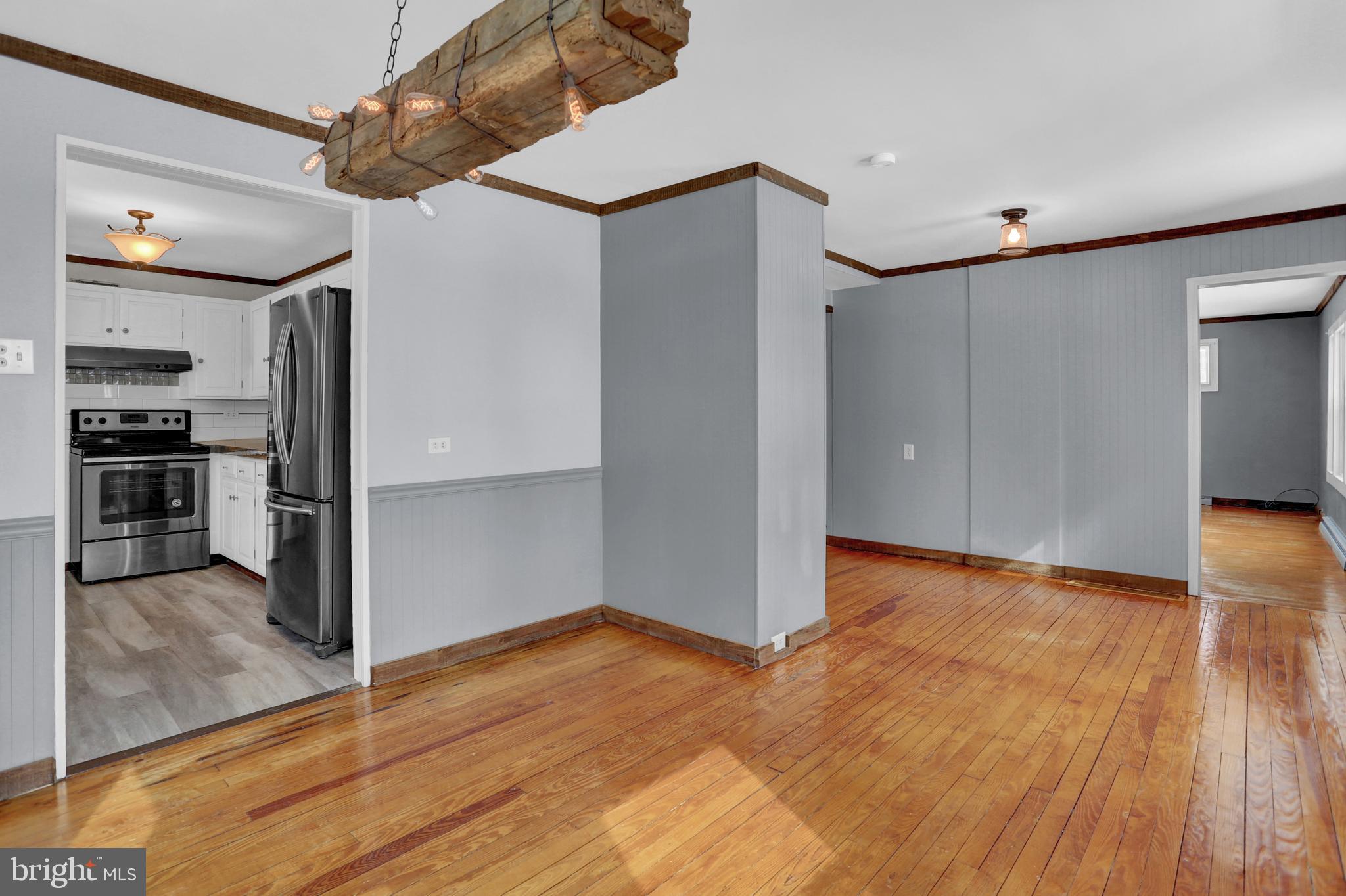 4437 Pleasant Valley Road York, PA 17406 - Photo 3 of 48 Gallery Image 3