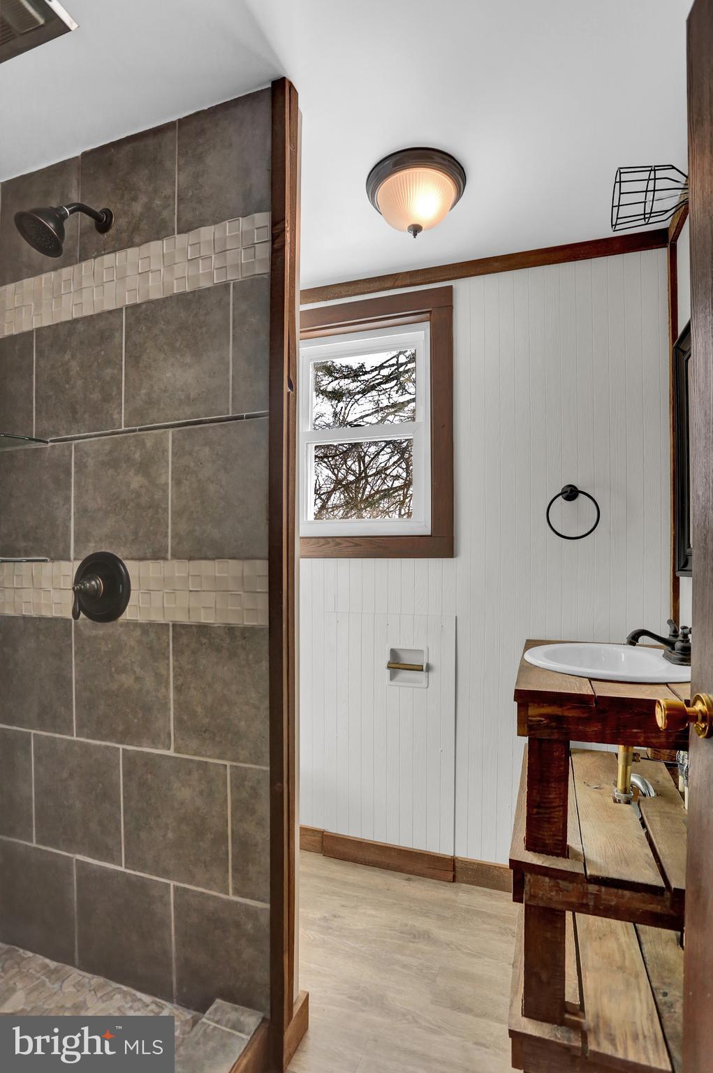 4437 Pleasant Valley Road York, PA 17406 - Photo 26 of 48 Gallery Image 26