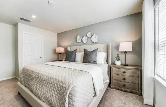 $297,260 | 6922 Bens Landing, Cove, TX 77523