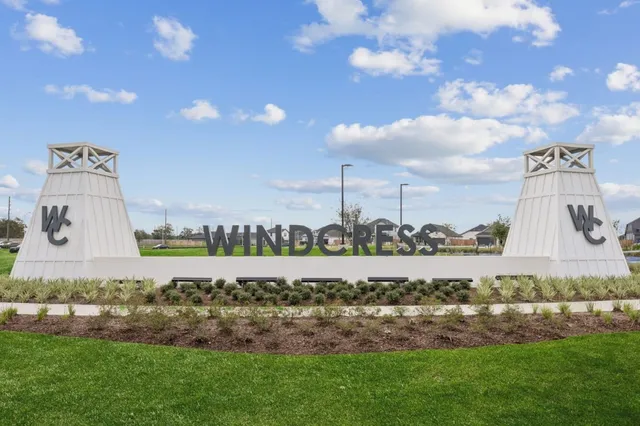 $297,260 | 6922 Bens Landing, Cove, TX 77523