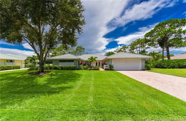 $399,900 | 1463 Southwest Troon Circle, Palm City, FL 34990