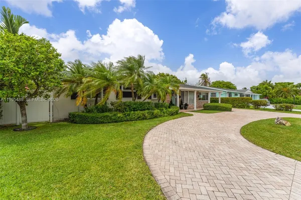 $1,250,000 | 5810 Southwest 89th Court, Miami, FL 33173