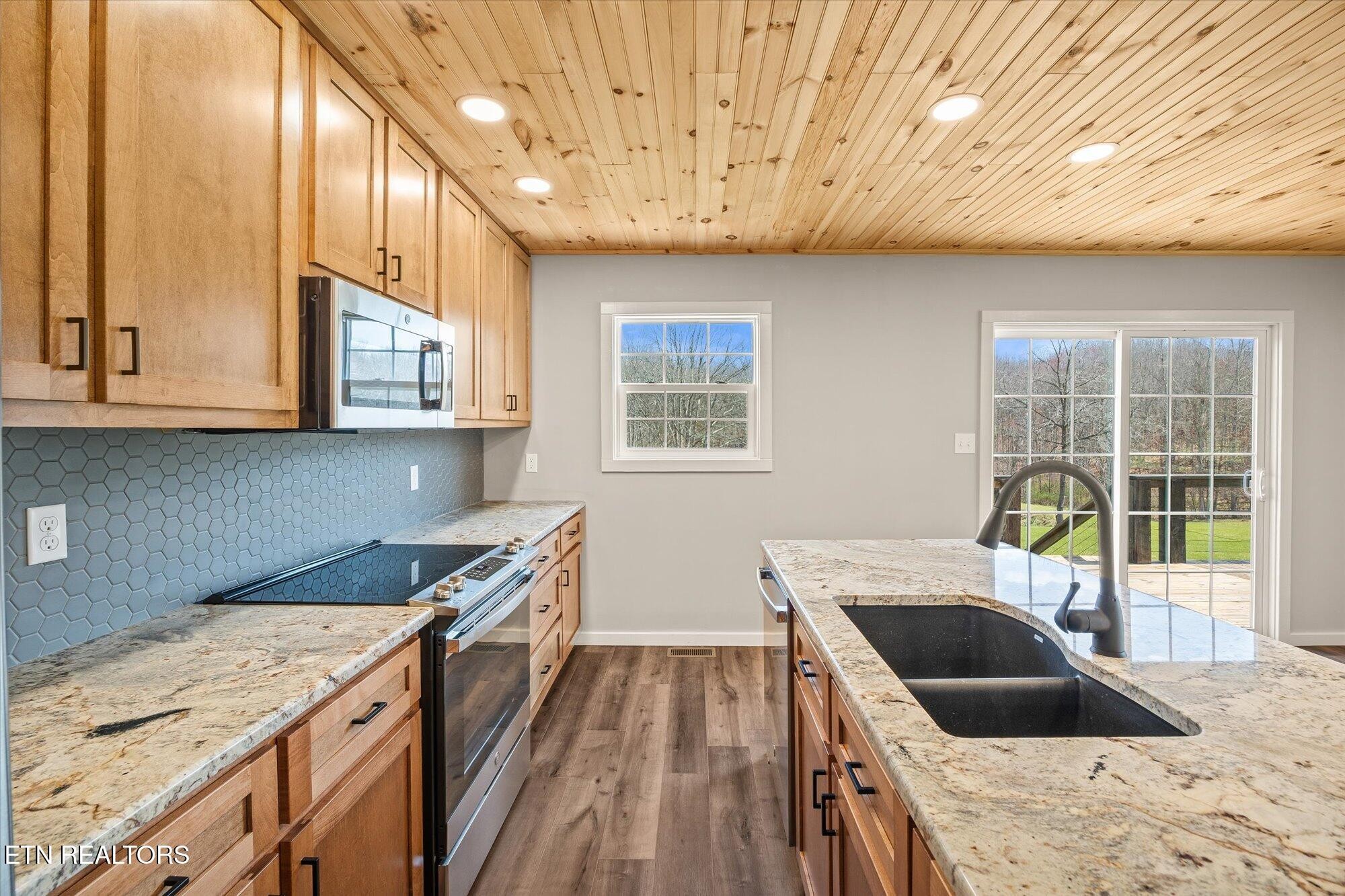 999 Smith Hall Road Jamestown, TN 38556 - Photo 18 of 35