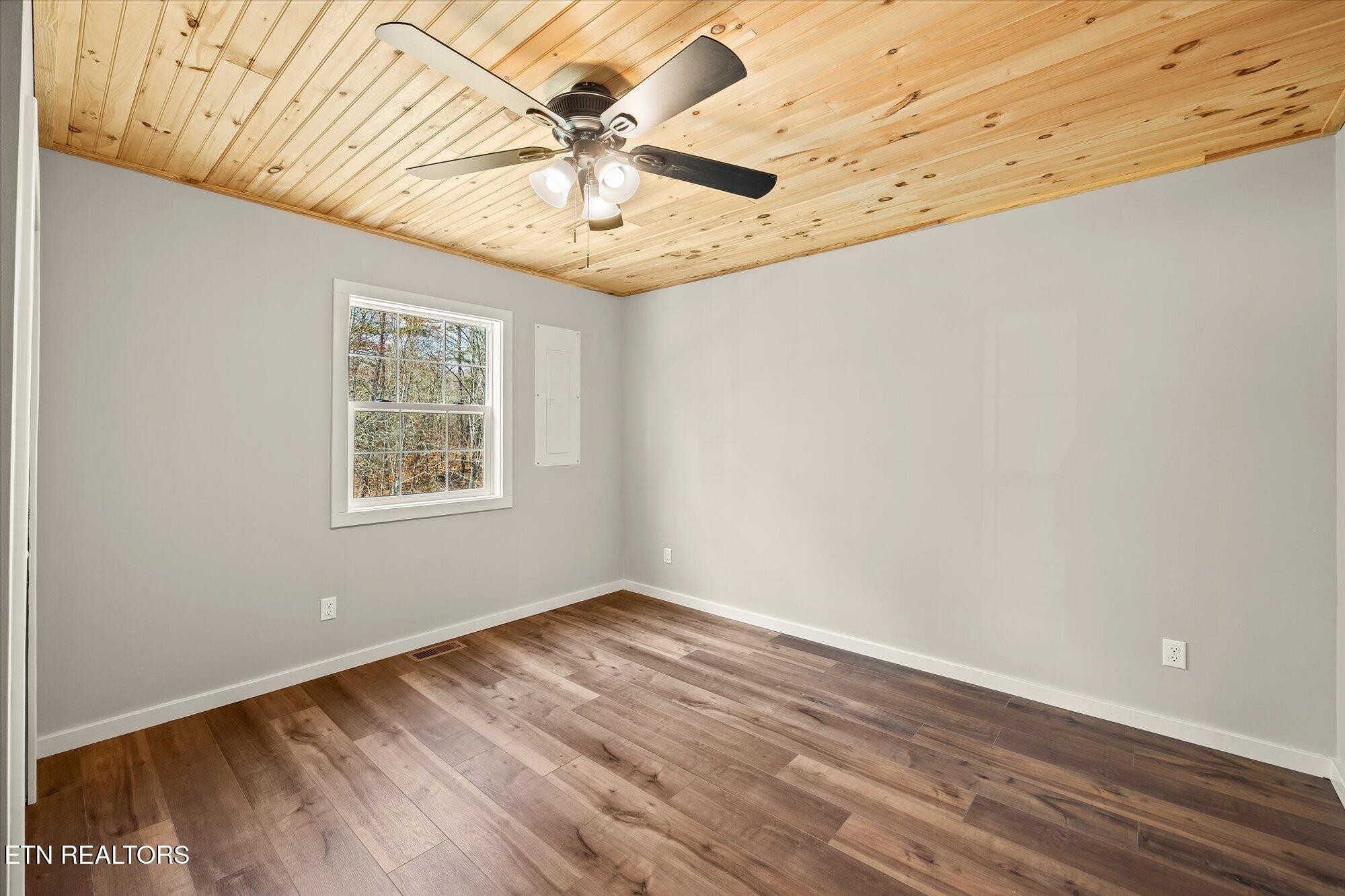 999 Smith Hall Road Jamestown, TN 38556 - Photo 27 of 35