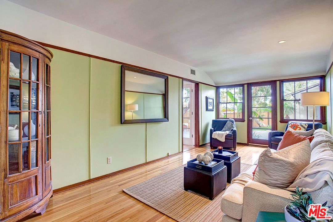 7504 Trask Avenue Playa del Rey, CA 90293 - Photo 14 of 37 Gallery Image 14