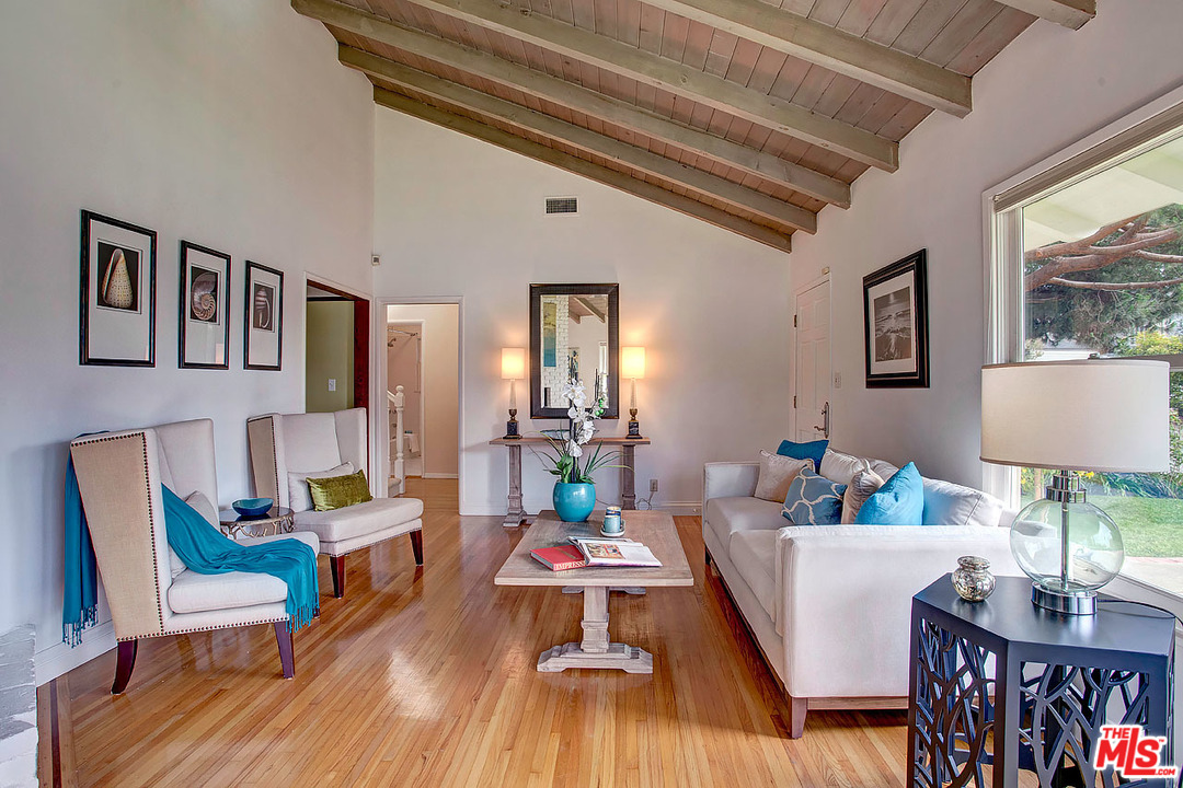 7504 Trask Avenue Playa del Rey, CA 90293 - Photo 10 of 37 Gallery Image 10
