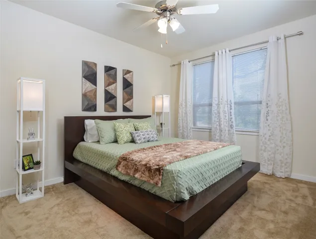 $897 | 10148 Culebra Road, San Antonio, TX 78251