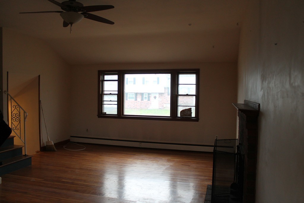 21 Flint Locke Road Randolph, MA 02368 - Photo 5 of 18 Gallery Image 5