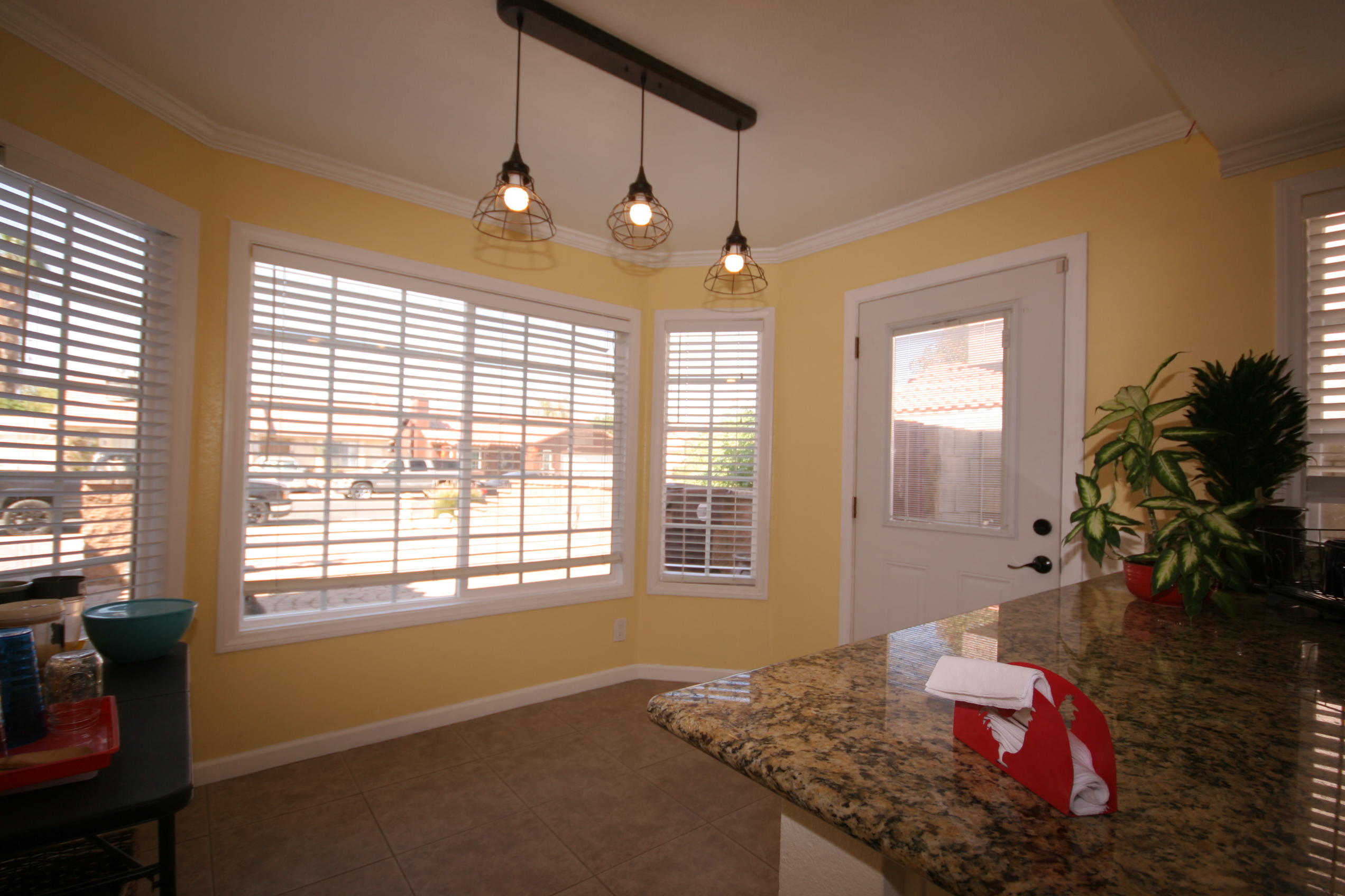 45736 Sutter Creek Road Indio, CA 92201 - Photo 11 of 44 a very nice looking room with a large window