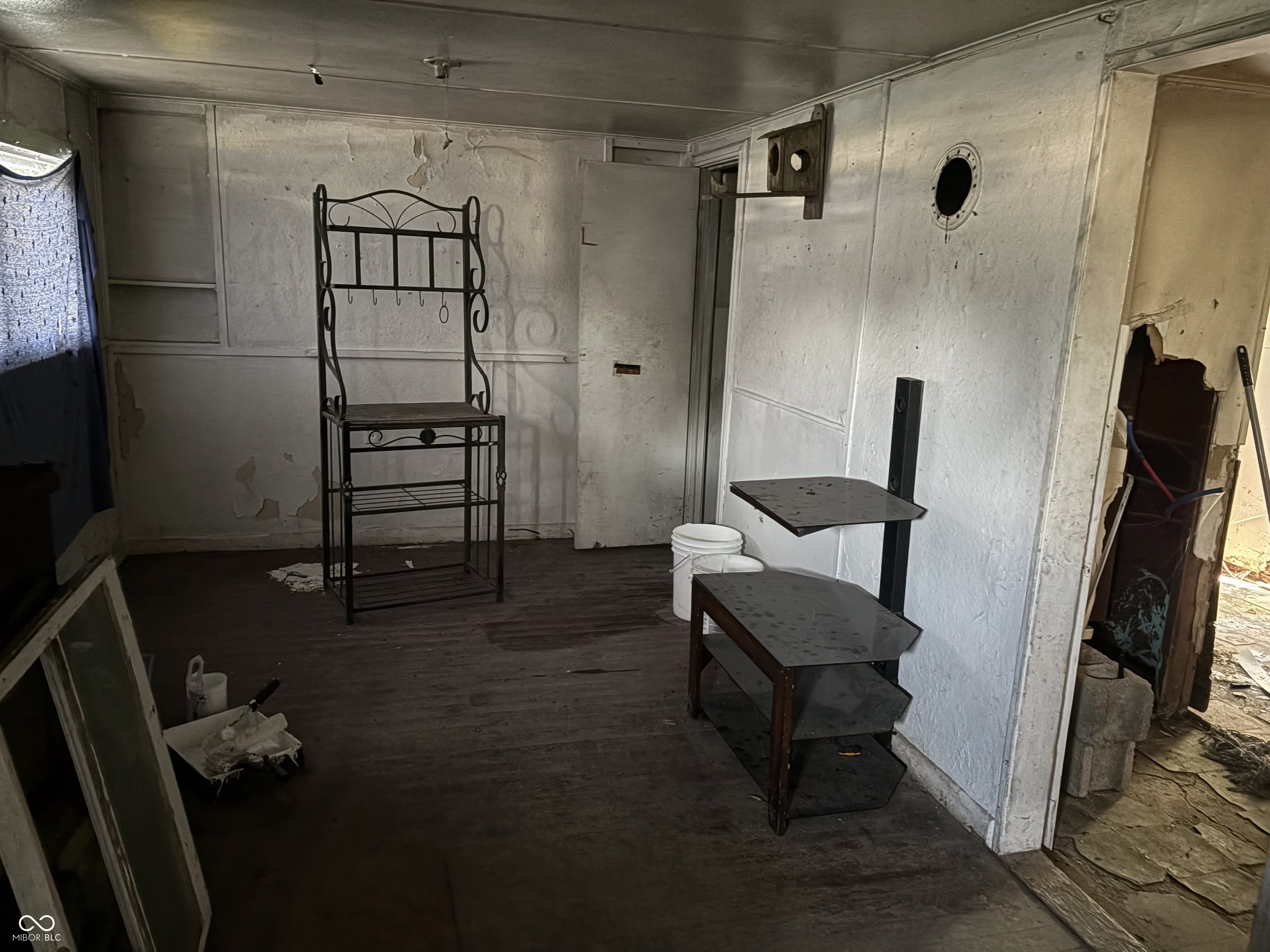 1411 Halford Street Anderson, IN 46016 - Photo 8 of 10