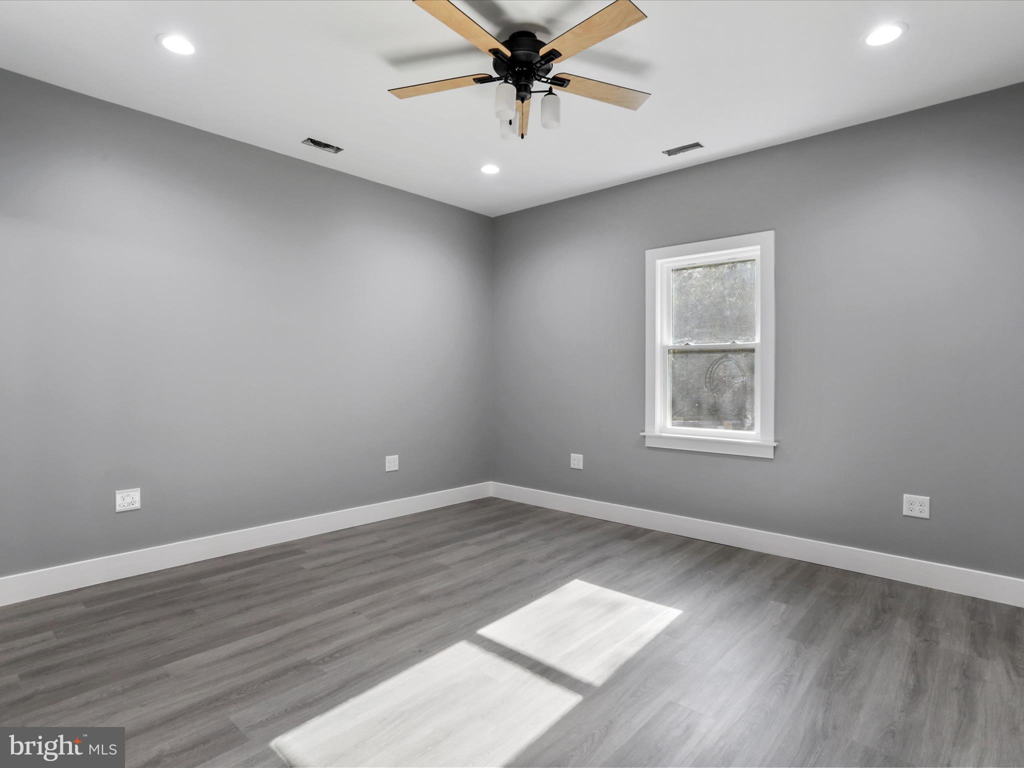 2678 Boliver Road Fort Valley, VA 22652 - Photo 23 of 32 Bedroom 2