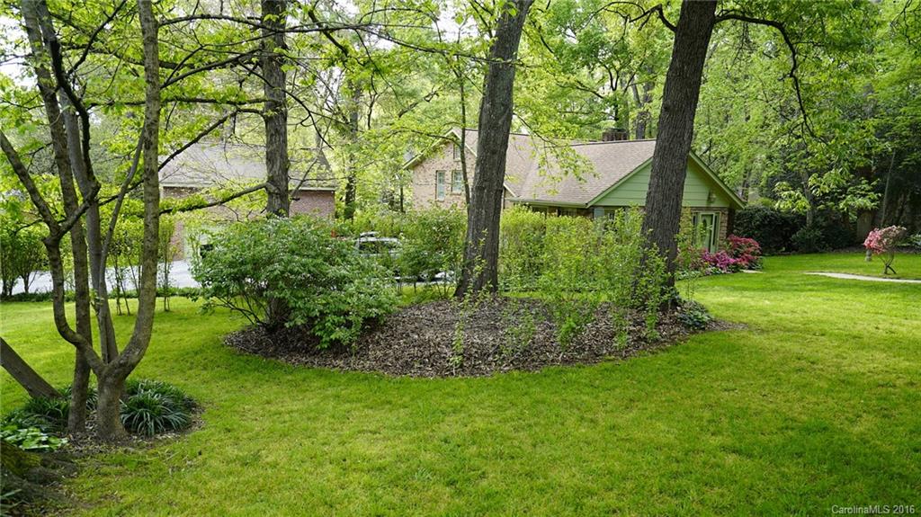 4526 Water Oak Road Charlotte, NC 28211 - Photo 1 of 24 Gallery Image 1