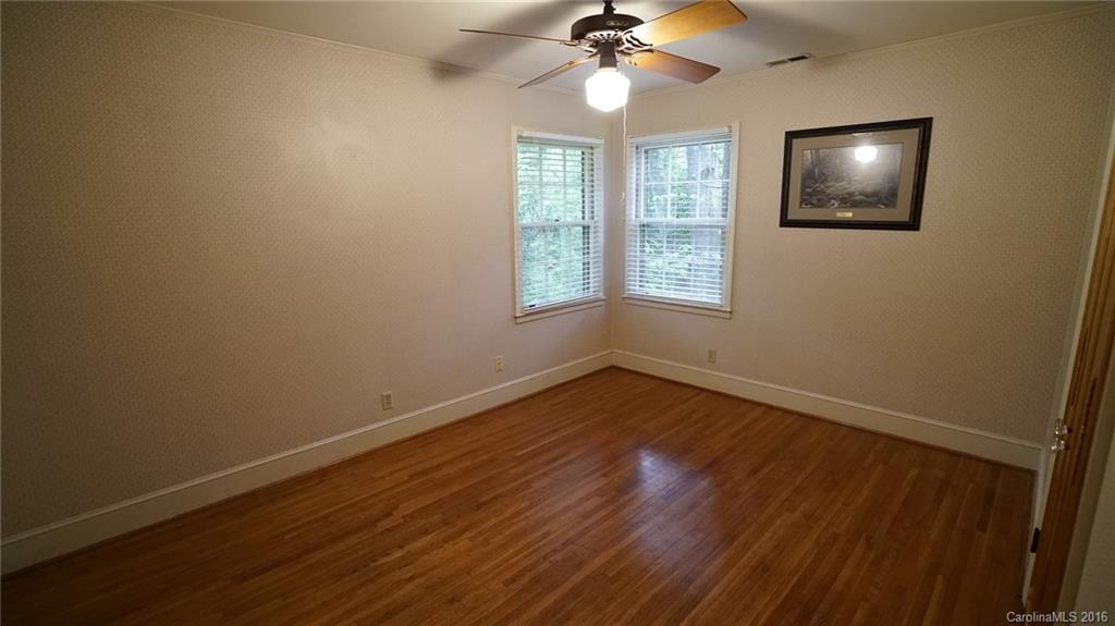 4526 Water Oak Road Charlotte, NC 28211 - Photo 12 of 24 Gallery Image 12