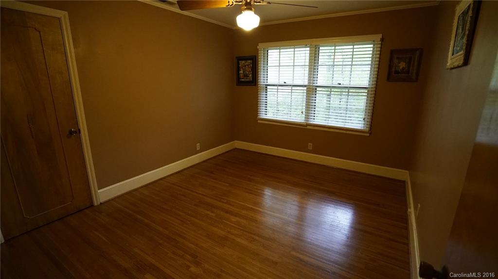 4526 Water Oak Road Charlotte, NC 28211 - Photo 14 of 24 Gallery Image 14