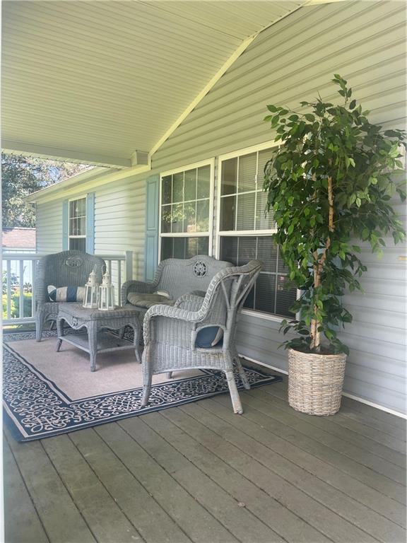 372 Red Dog Road Butler, PA 16001 - Photo 2 of 13 Gallery Image 2