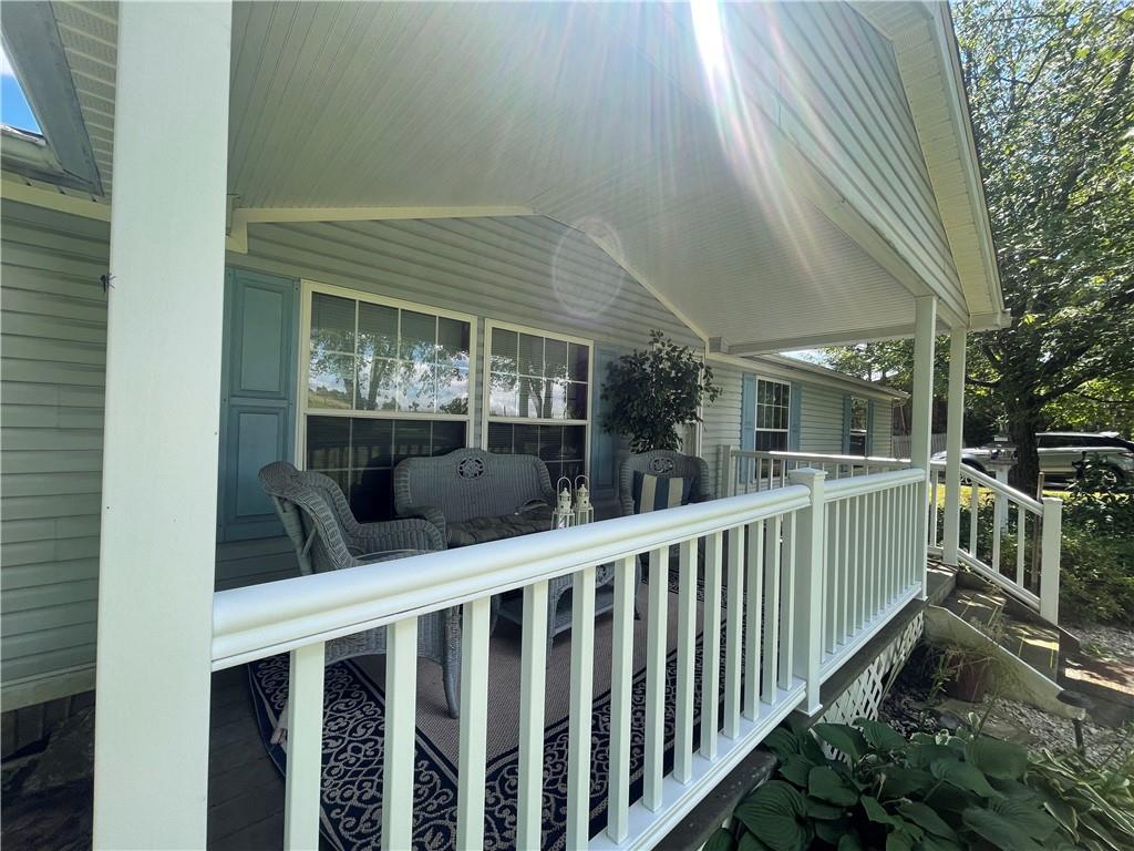 372 Red Dog Road Butler, PA 16001 - Photo 3 of 13 Gallery Image 3