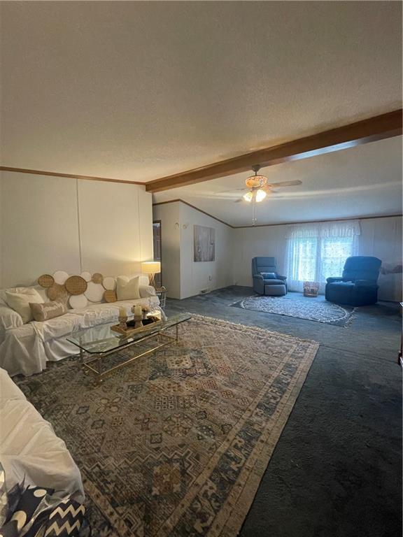 372 Red Dog Road Butler, PA 16001 - Photo 4 of 13 Gallery Image 4