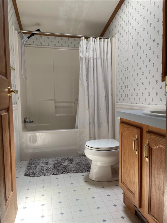 372 Red Dog Road Butler, PA 16001 - Photo 10 of 13 Gallery Image 10
