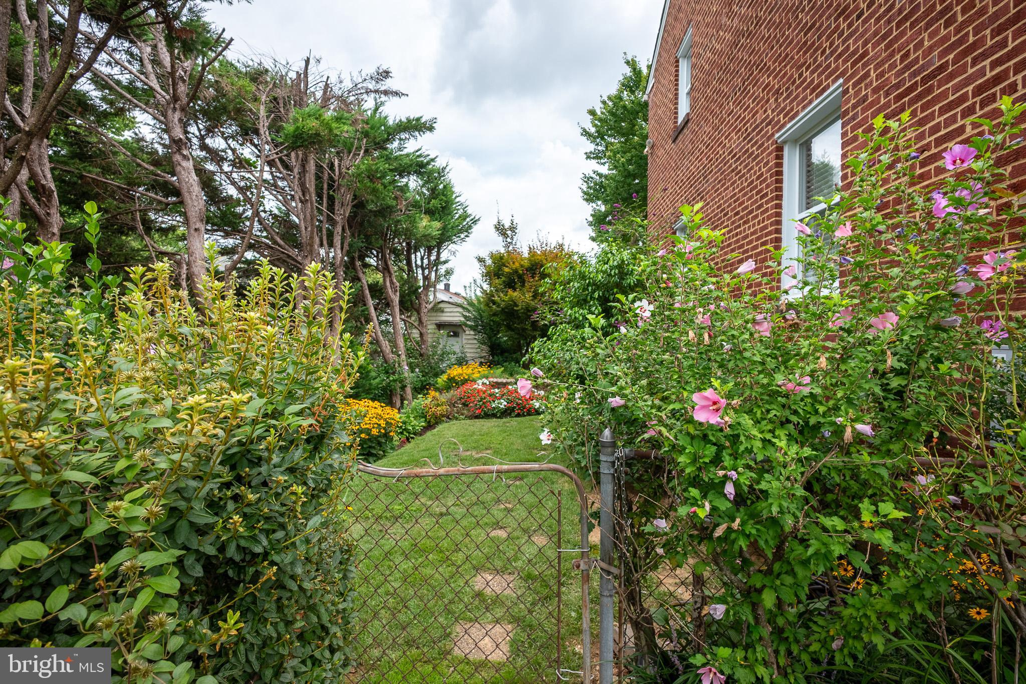 11904 Bluhill Road Silver Spring, MD 20902 - Photo 32 of 34 Gallery Image 32