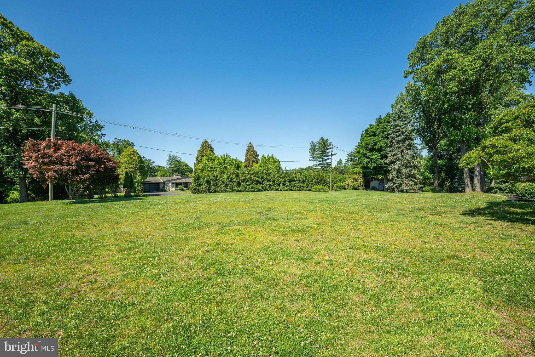1133 Ballytore Road Huntingdon Valley, PA 19006 - Photo 7 of 38 Huge Backyard for Outdoor Fun