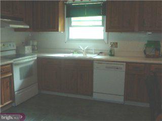 536 Howard Road Cherry Hill, NJ 08034 - Photo 4 of 5
