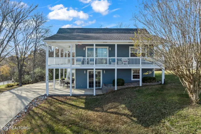 $399,900 | 312 Cosby Parris Road, Byrdstown, TN 38549