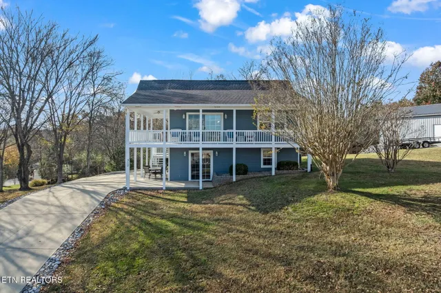 $399,900 | 312 Cosby Parris Road, Byrdstown, TN 38549