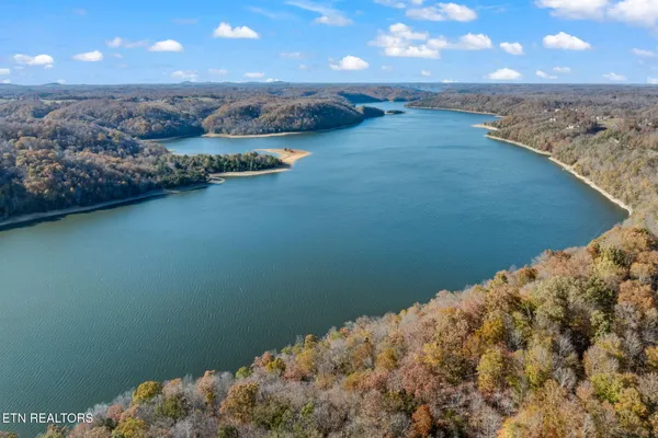 $399,900 | 312 Cosby Parris Road, Byrdstown, TN 38549