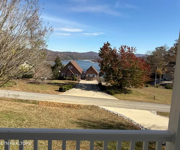 $399,900 | 312 Cosby Parris Road, Byrdstown, TN 38549