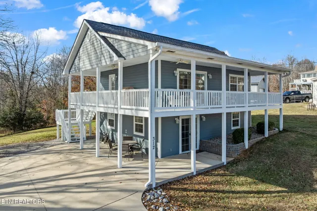 $399,900 | 312 Cosby Parris Road, Byrdstown, TN 38549