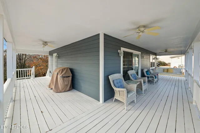 $399,900 | 312 Cosby Parris Road, Byrdstown, TN 38549