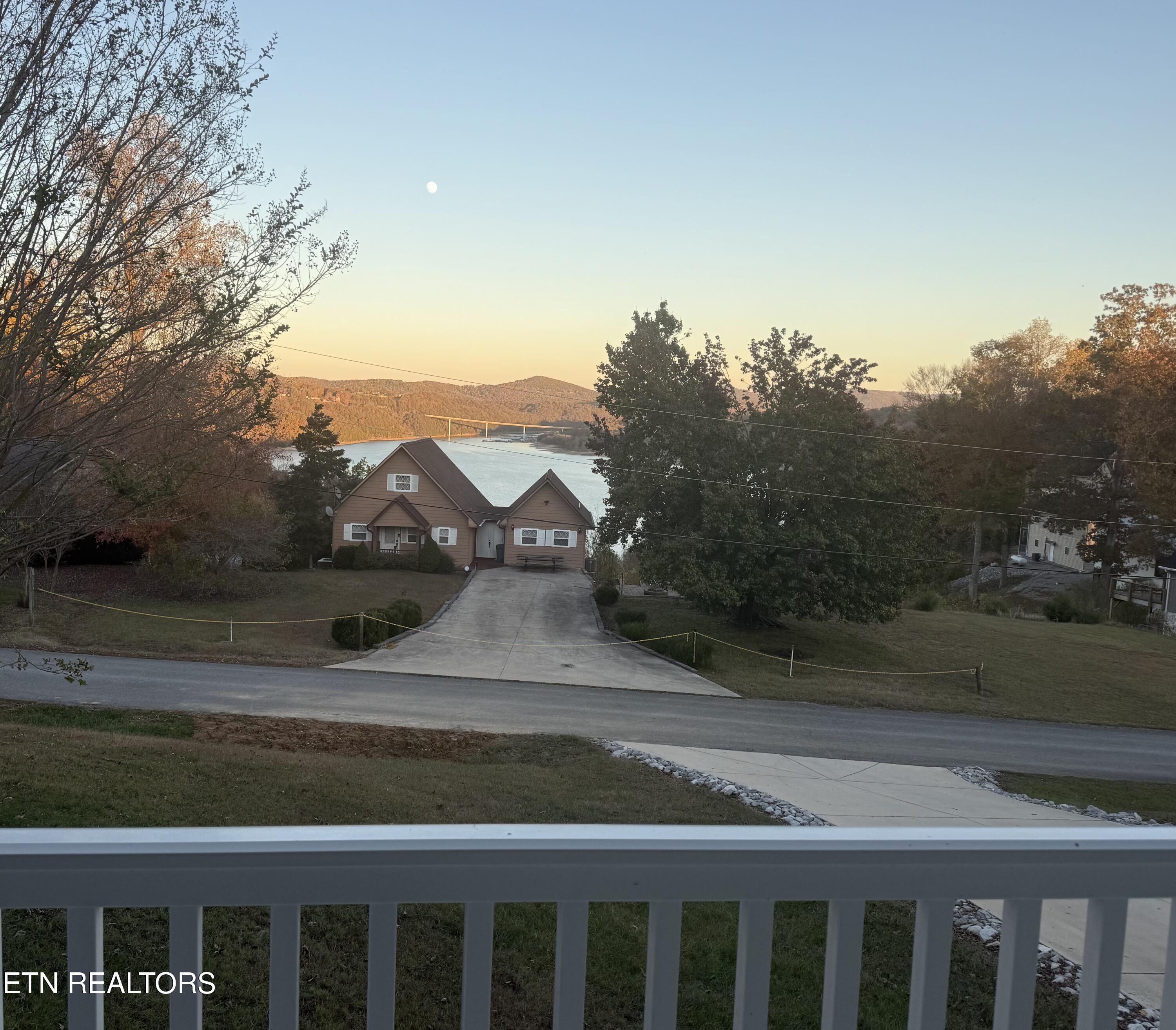 312 Cosby Parris Road Byrdstown, TN 38549 - Photo 10 of 40 312 Cosby Parris Deck Shot of Lake
