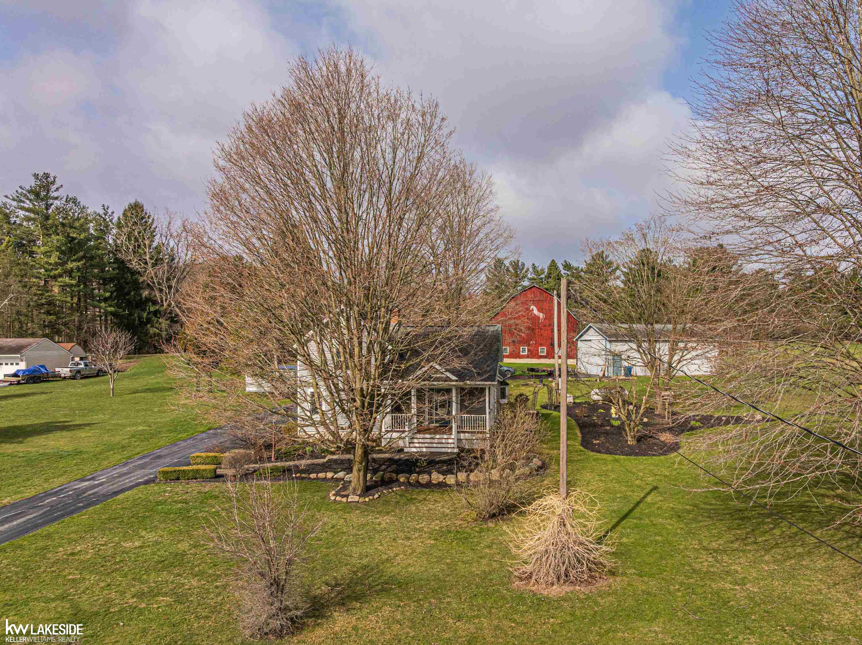 72121 Campground Road Romeo, MI 48065 - Photo 5 of 45 50171809-a34e50a1-1be7-4b4b-aa5d-ccff2f524cd7.JPG