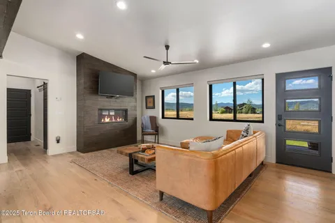 $1,475,000 | 1410 Running Horse Trail, Victor, ID 83455