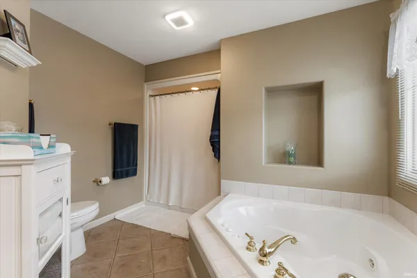 $417,000 | 3410 Bridgetown Road, Bristol, IN 46507