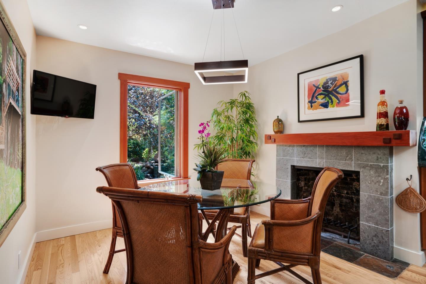 980 Espinosa Road Woodside, CA 94062 - Photo 10 of 40 Gallery Image 10