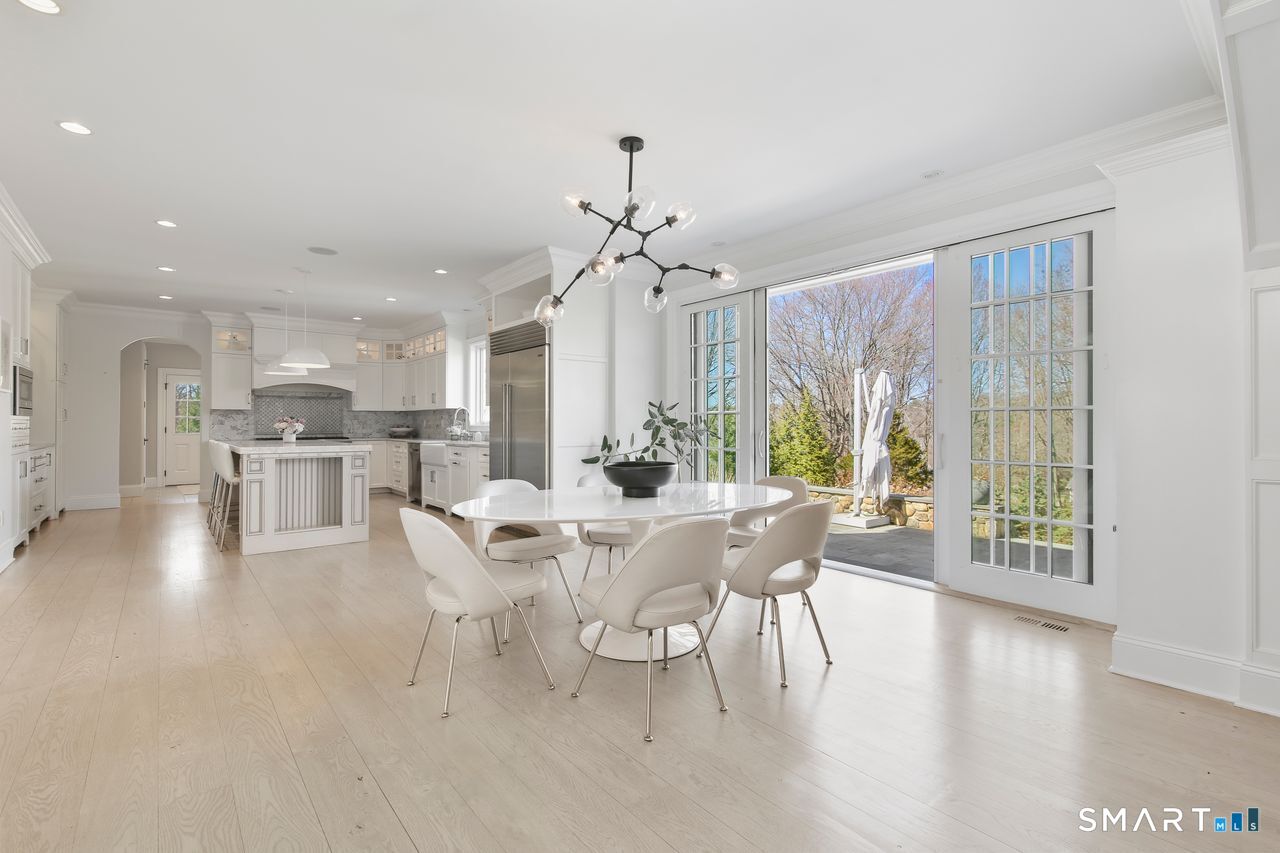 127 Fields Rock Road Fairfield, CT 06890 - Photo 11 of 45