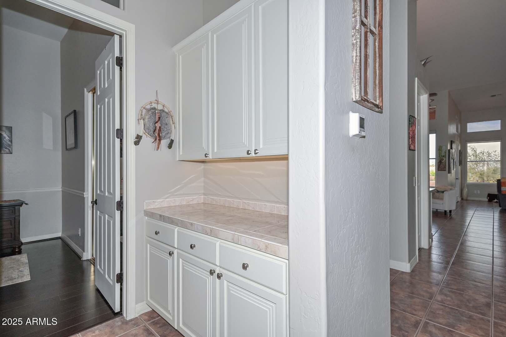 8540 East McDowell Road, Unit 55 Mesa, AZ 85207 - Photo 52 of 111 Hallway Nitch