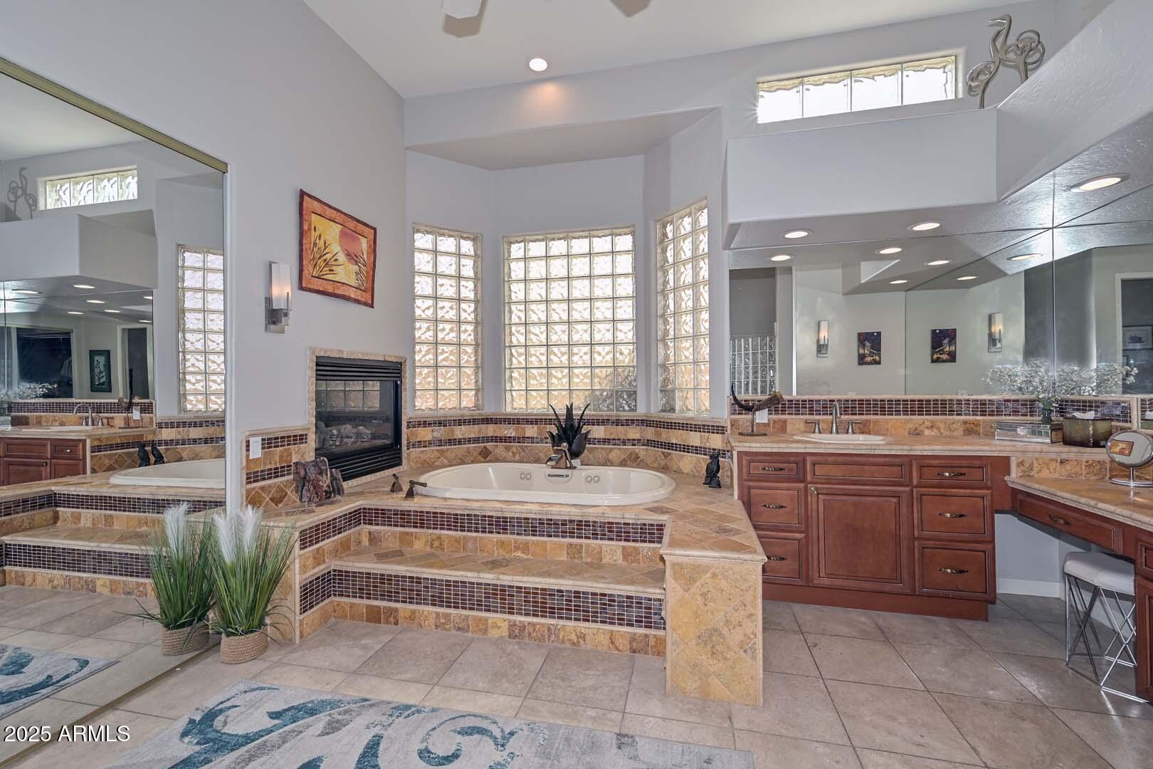 8540 East McDowell Road, Unit 55 Mesa, AZ 85207 - Photo 62 of 111 Primary Bath