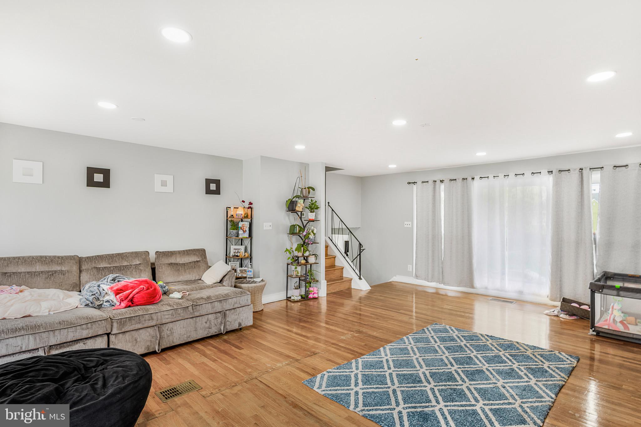 4416 Mahan Road Silver Spring, MD 20906 - Photo 5 of 14 Recessed Lights