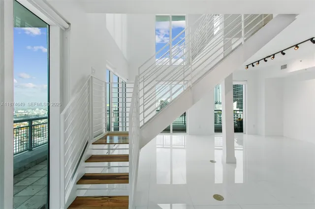 $699,000 | 60 Southwest 13th Street, Unit 4413, Miami, FL 33130