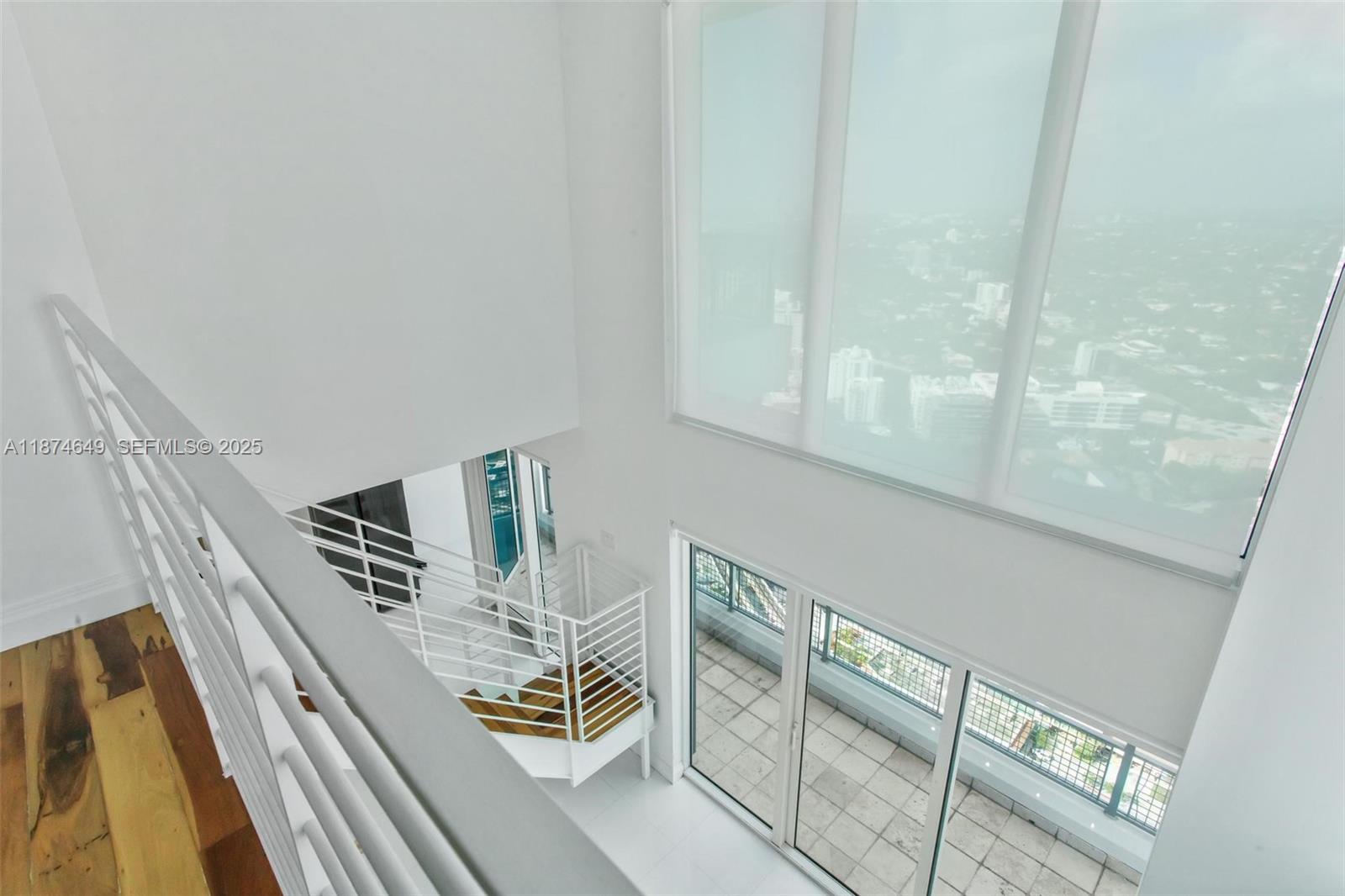 60 Southwest 13th Street, Unit 4413 Miami, FL 33130 - Photo 12 of 41 a view of an entryway with seating