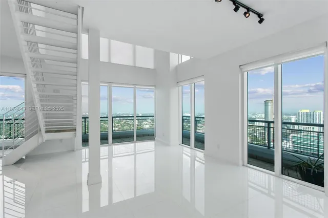 $699,000 | 60 Southwest 13th Street, Unit 4413, Miami, FL 33130
