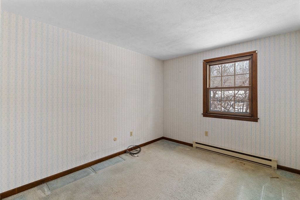 39 Laurelwood Road Rutland, MA 01543 - Photo 18 of 36 Gallery Image 18