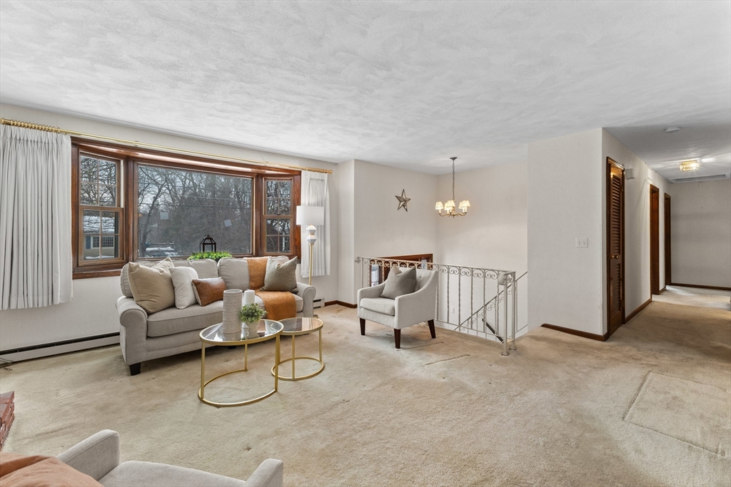 39 Laurelwood Road Rutland, MA 01543 - Photo 5 of 36 Gallery Image 5