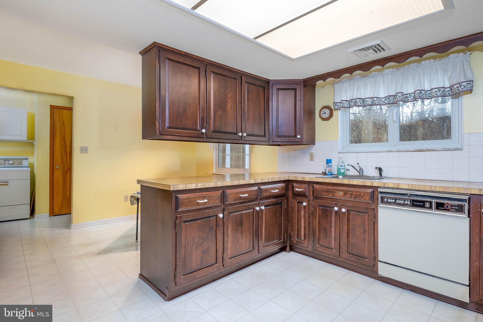 71 Miller Park Road Milford, NJ 08848 - Photo 12 of 28 Gallery Image 12