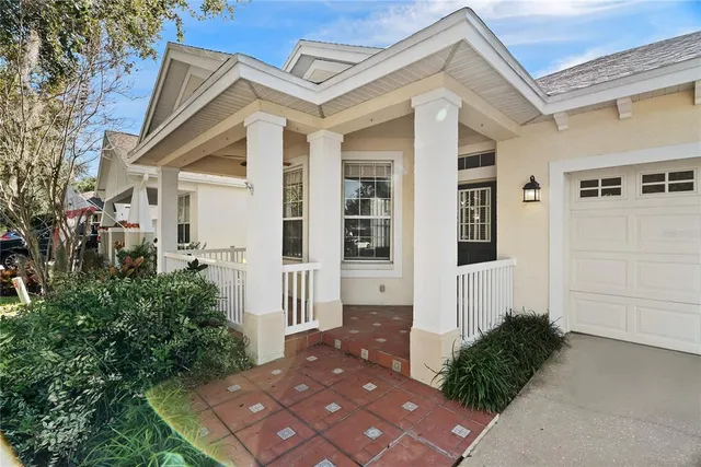 a view of a house with porch