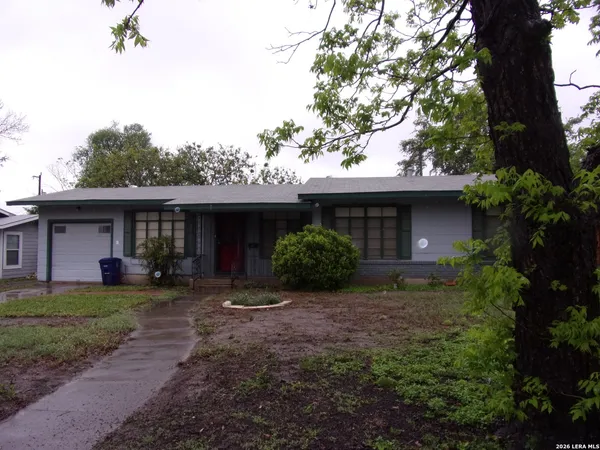 $1,875 | 215 Danville Avenue, San Antonio, TX 78201